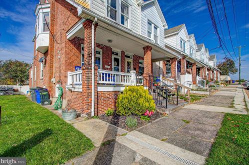 67 Edgewood St, Pottstown PA  19464-5747 exterior