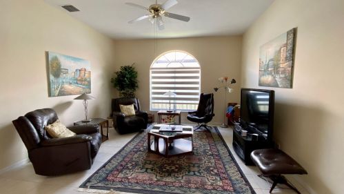 12834 21 St, Hollywood FL 33024-3216 exterior