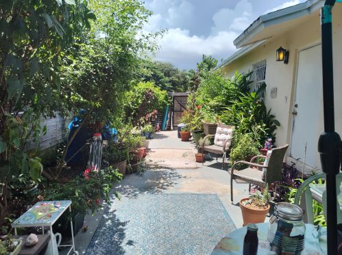 105 7 Ave, Delray Beach FL 33483-5243 exterior