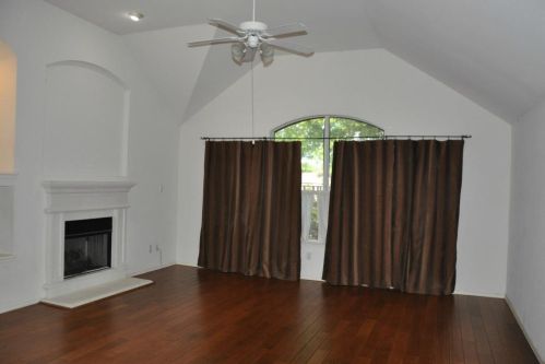 601 Castleford Dr, Allen TX  75013-2904 exterior