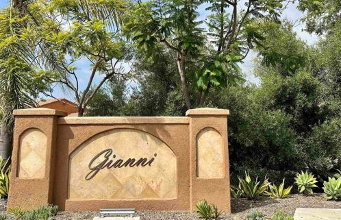 10535 Camino Bello Mar, San Diego, CA 92127-8823