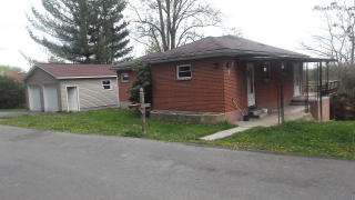 217 Edwards St, Beckley WV  25801-3703 exterior