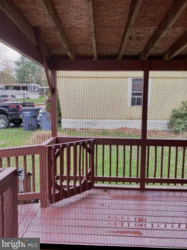 129 Locust Ln, Smithville PA  17560-9758 exterior