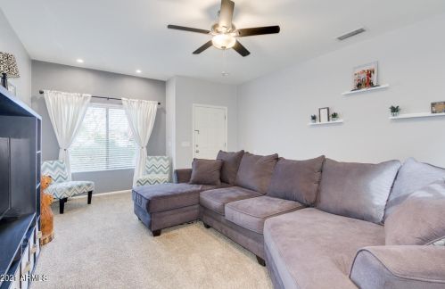 825 Fruit Tree Ln, San Tan Valley, AZ 85143-3484