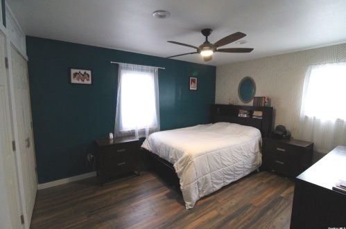 12 Hawthorne St, Mount Sinai NY  11766-2908 exterior