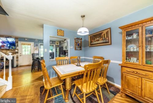 362 Lake Side Dr, Swedesboro NJ  08085-1591 exterior