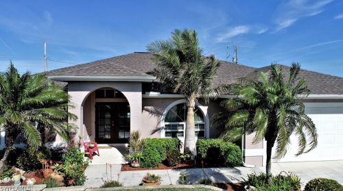 301 23rd Ter, Cape Coral, FL 33909-4251