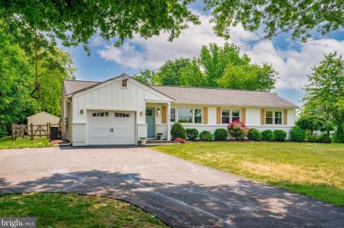 234 Morwood Rd, Harleysville, PA 19438-1627