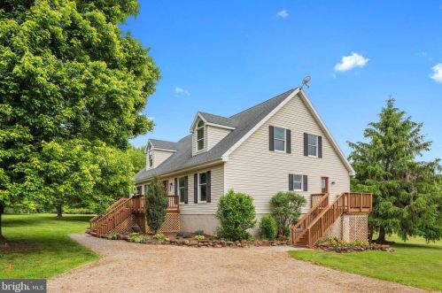 14260 Rehobeth Church Rd, Lovettsville VA  20180-3218 exterior