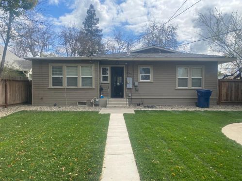 495 Florence St, Turlock CA  95380-4706 exterior