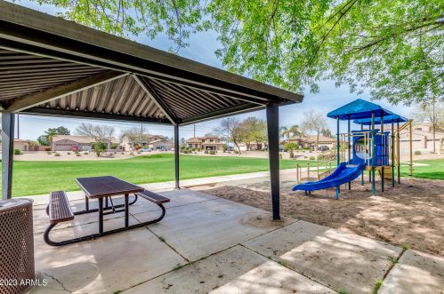 2591 Toledo Ct, Gilbert AZ 85295-3767 exterior