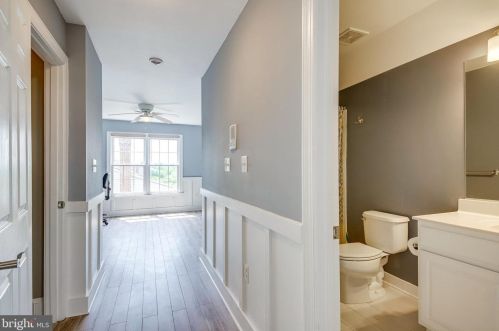 12664 Crabtree Falls Dr, Bristow VA  20136-2161 exterior