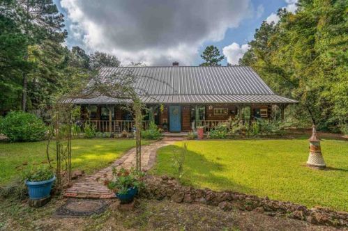 1216 Melinda Ln, Tatum, TX 75691-1732