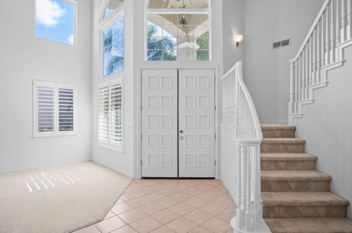 2709 Mira Vista Dr, Modesto CA  95356-8798 exterior