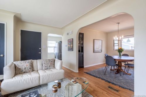 2741 Pearl St, Englewood CO 80113-1641 exterior