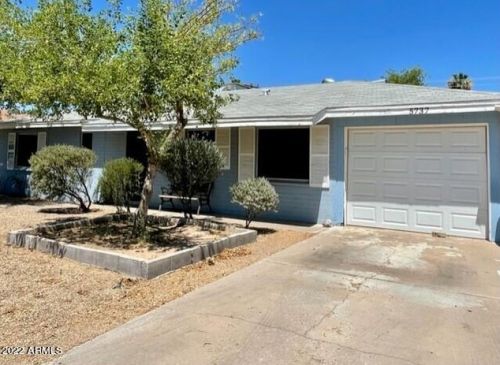 5737 38 Ave, Phoenix AZ 85053-3755 exterior