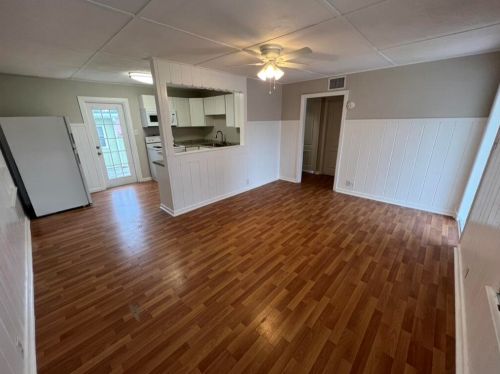 2727 Richard Rd, West Palm Beach, FL 33403-1429