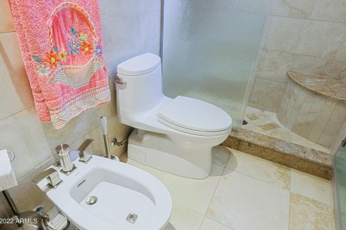 6860 Amber Sun Dr, Scottsdale AZ 85266-7034 exterior