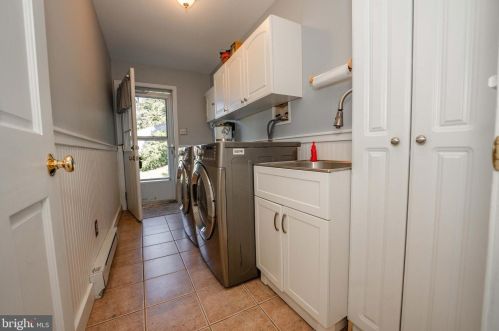 139 Maple Leaf Ln, Pottstown PA 19464-1563 exterior