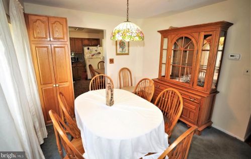 1 Allison Rd, East Windsor NJ  08520-2629 exterior