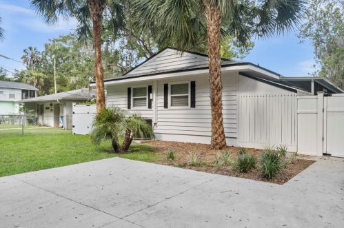 6201 Waverly Rd, Brooksville, FL 34607-1553