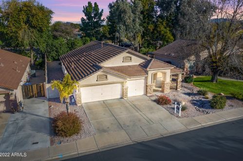 5610 Gable Cir, Mesa, AZ 85206-6708