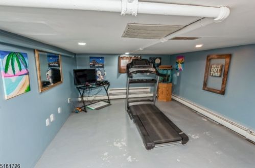 73 Nutley Ave, Nutley NJ  07110-1912 exterior