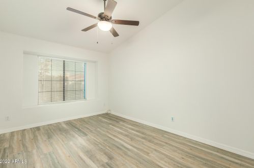 652 Sandstone St, Gilbert AZ 85295-7151 exterior