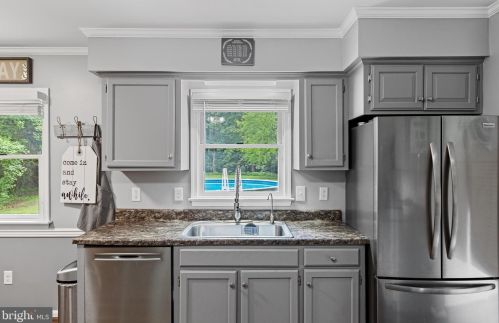 35752 Traci Dr, Laurel DE  19956-4609 exterior