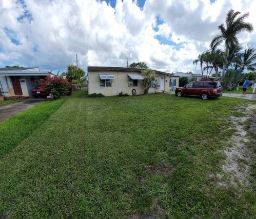 2132 Wellington Rd, West Palm Beach, FL 33409-6326