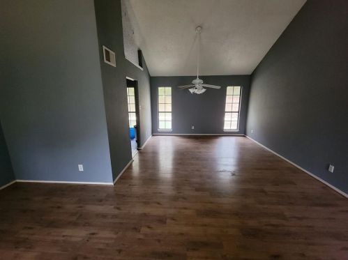 2912 Mistywood Ln, Denton TX  76209-1547 exterior