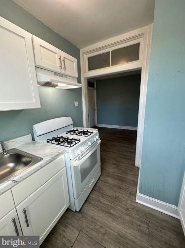 134 White Horse Pike, Camden NJ  08107-1942 exterior