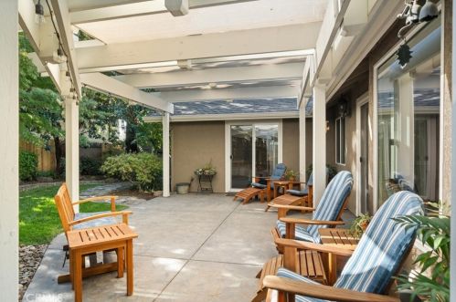 291 Pinyon Hills Dr, Chico CA  95928-3963 exterior