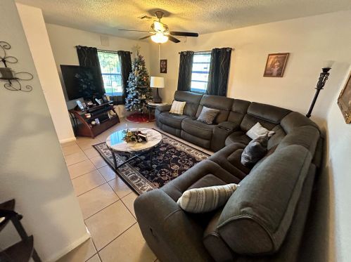 4075 45th Ln, Vero Beach FL  32967-6310 exterior