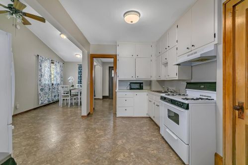 318 25th Ave, Saint Cloud MN  56303-3733 exterior