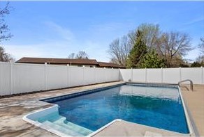 512 Seminole Ave, East Farmington WI  54020-5001 exterior