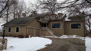 737 Nottingham Rd, Stoughton, WI 53589-4848