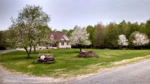 35 Reagan Rd, Winthrop, NY 13697-3114