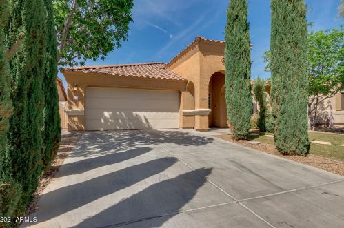 698 Baker Dr, San Tan Valley AZ  85140-4354 exterior