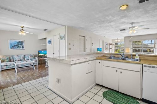 1607 Ridgecrest St, Lehigh Acres FL 33936-5843 exterior