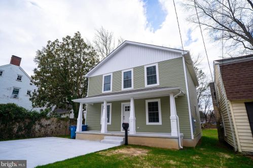 218 Camden Wyoming Ave, Camden-Wy, DE 19934-1303