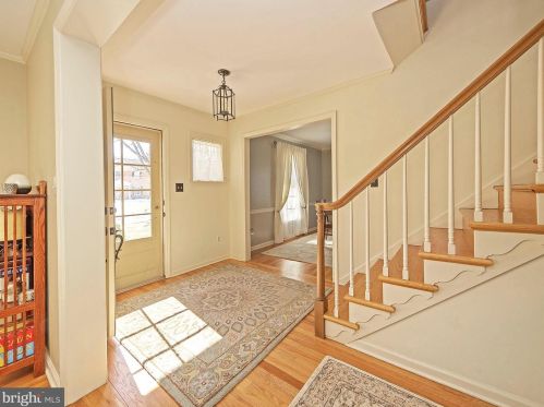 335 Walden Rd, Wilmington, DE 19803-2423