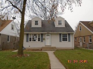 9713 Lisbon Ave, Milwaukee WI  53222-2533 exterior