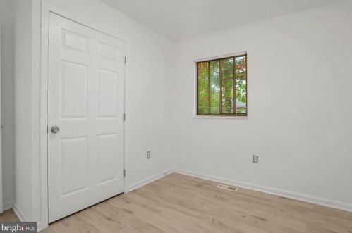924 Bellows Ave, Fredericksburg VA  22405-1210 exterior