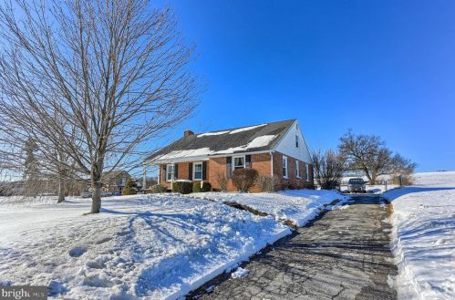 1462 Route 116, Spring Grove, PA 17362-8535