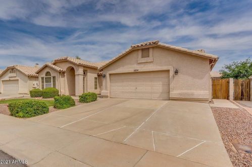 1834 Leah Ln, Gilbert, AZ 85233-1748