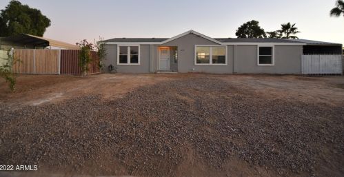 3633 Ross Ave, Glendale, AZ 85308-2144