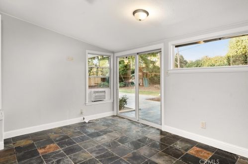 950 Karen Dr, Chico CA  95926-2819 exterior