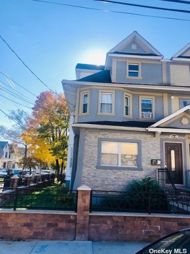 114-18 89th Ave, Jamaica, NY 11418-2410
