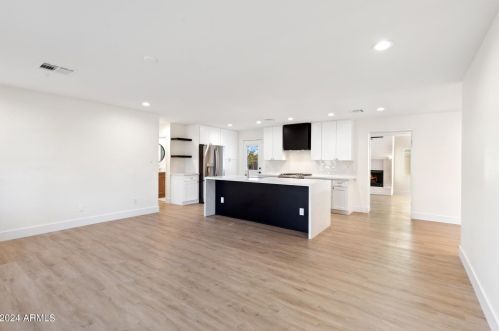 7035 Cypress St, Scottsdale AZ  85257-2706 exterior